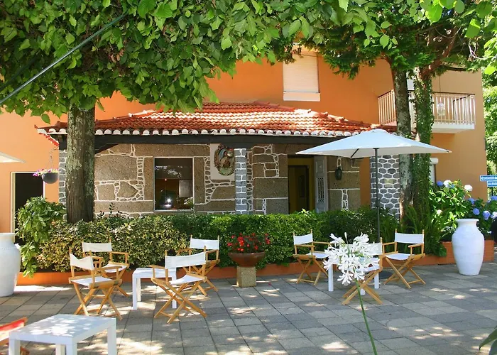 Corredoura Garden Konukevi 3*