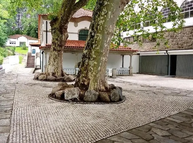 Konukevi Corredoura Garden 3*