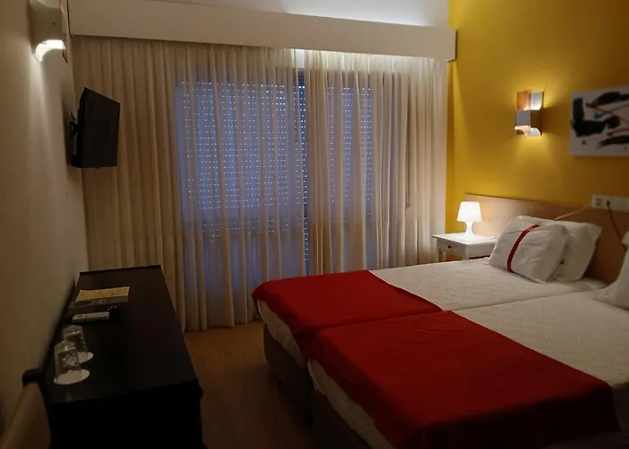 Corredoura Garden Konukevi Caldelas