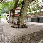 Pensión Corredoura Garden 3*