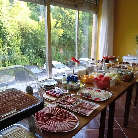 Corredoura Garden Guest house Caldelas