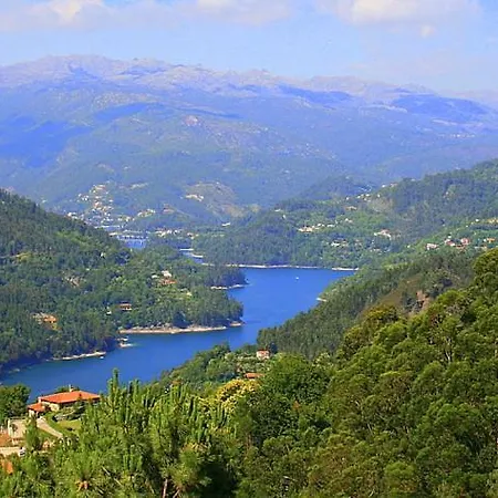 Corredoura Garden 3* Caldelas