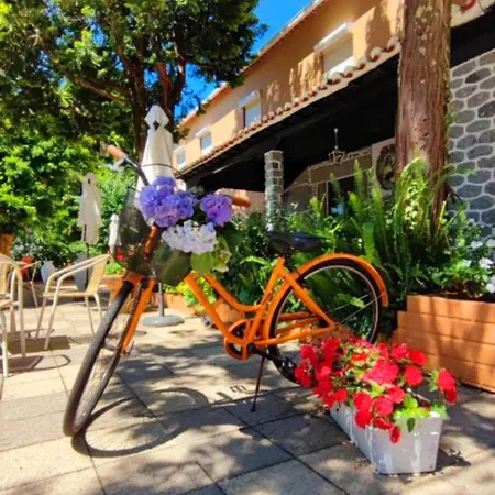 Corredoura Garden 3* Caldelas