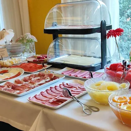 Corredoura Garden 3* 칼데라스