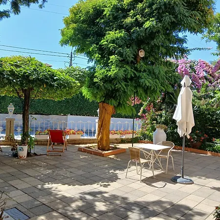 Corredoura Garden 3* קאלדלאס
