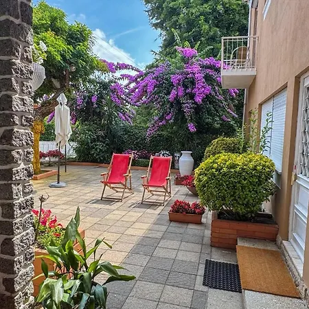 Corredoura Garden Penzion