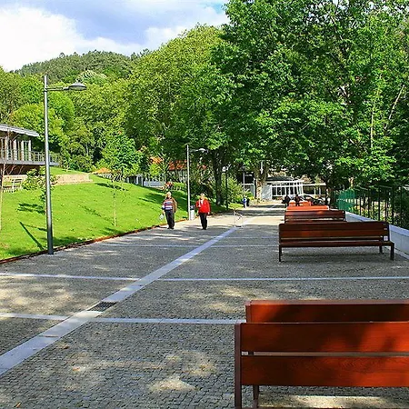 Πανσιόν Corredoura Garden Caldelas