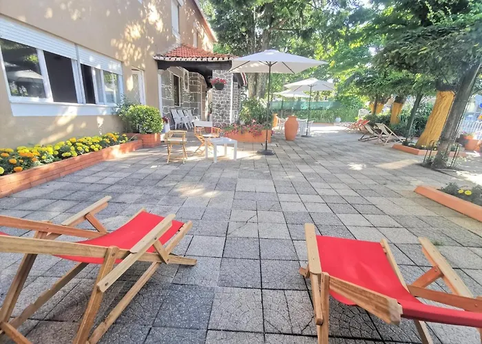 Corredoura Garden Gæstehus 3*