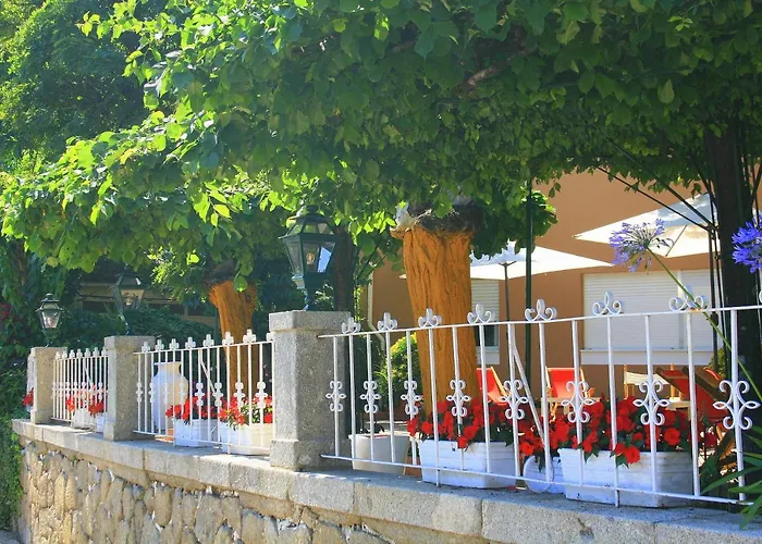 Corredoura Garden Gæstehus Caldelas