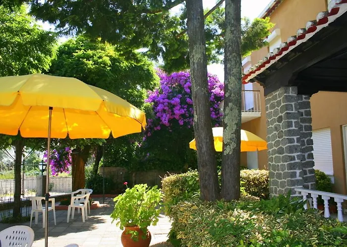 Corredoura Garden Penzion Caldelas